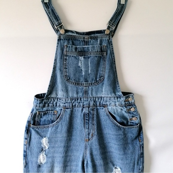 Forever 21 ripped denim overalls in light blue | size 30 | NEW - Picture 6 of 11